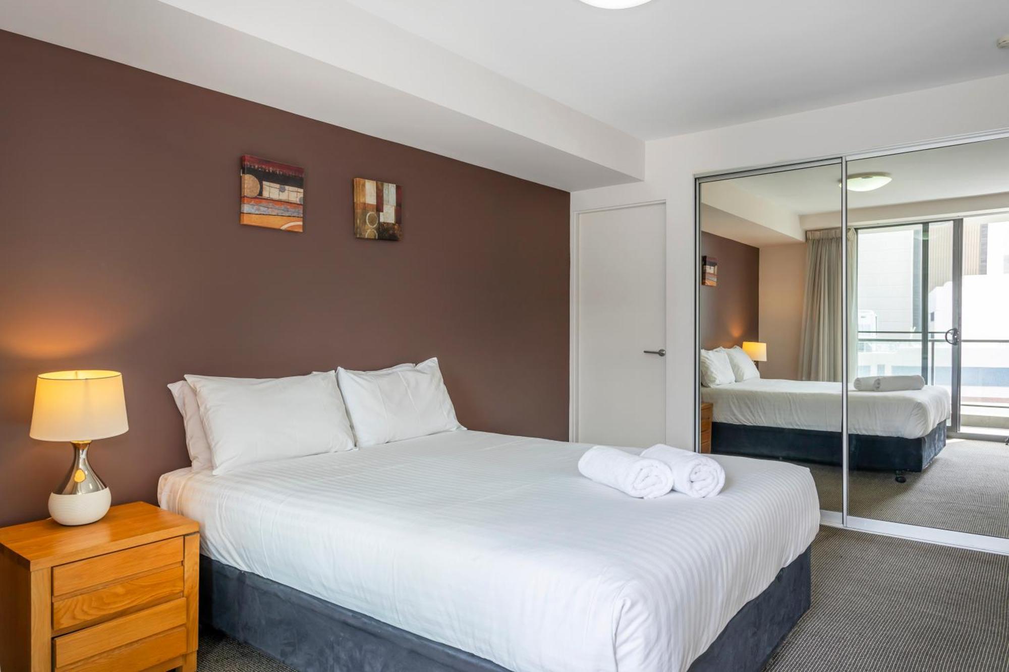 Code Apartment - Executive Escapes بيرث المظهر الخارجي الصورة