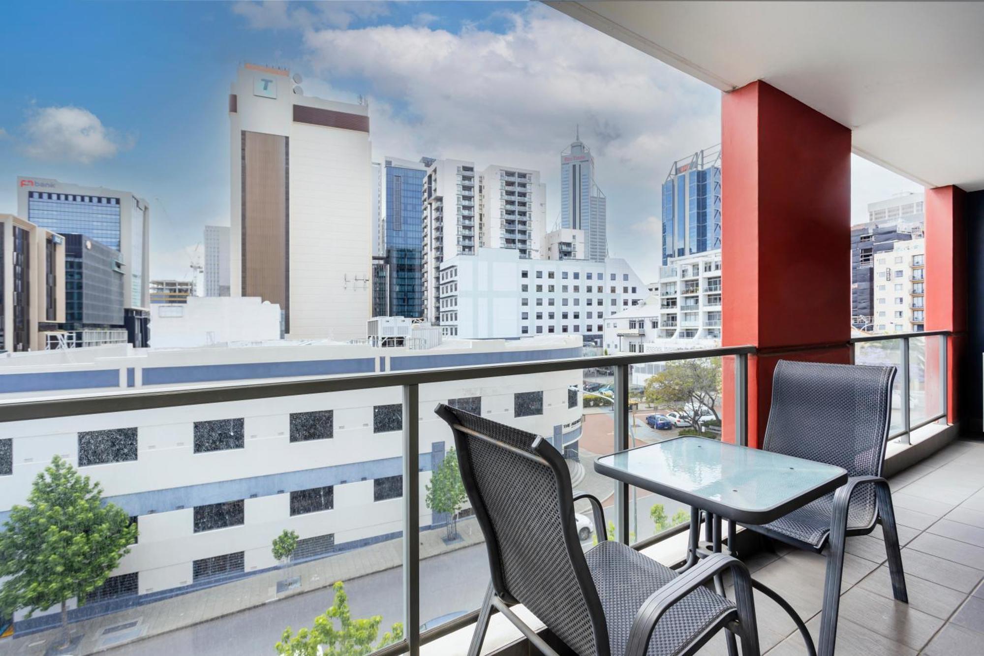Code Apartment - Executive Escapes بيرث المظهر الخارجي الصورة
